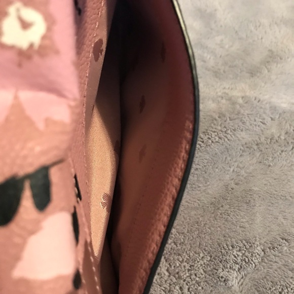 Kate Spade crossbody flower - Picture 7 of 13